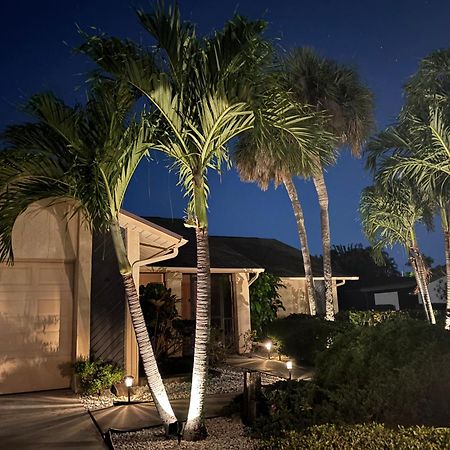 Pool Home With A New Sparkling Pool, Close To Beach, Lovely Lake View North Naples Buitenkant foto