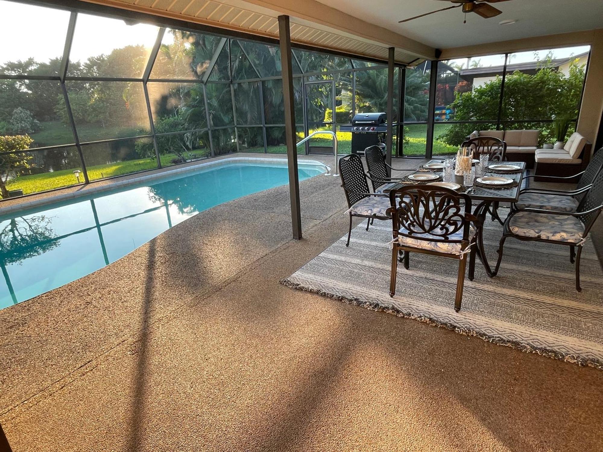 Pool Home With A New Sparkling Pool, Close To Beach, Lovely Lake View North Naples Buitenkant foto