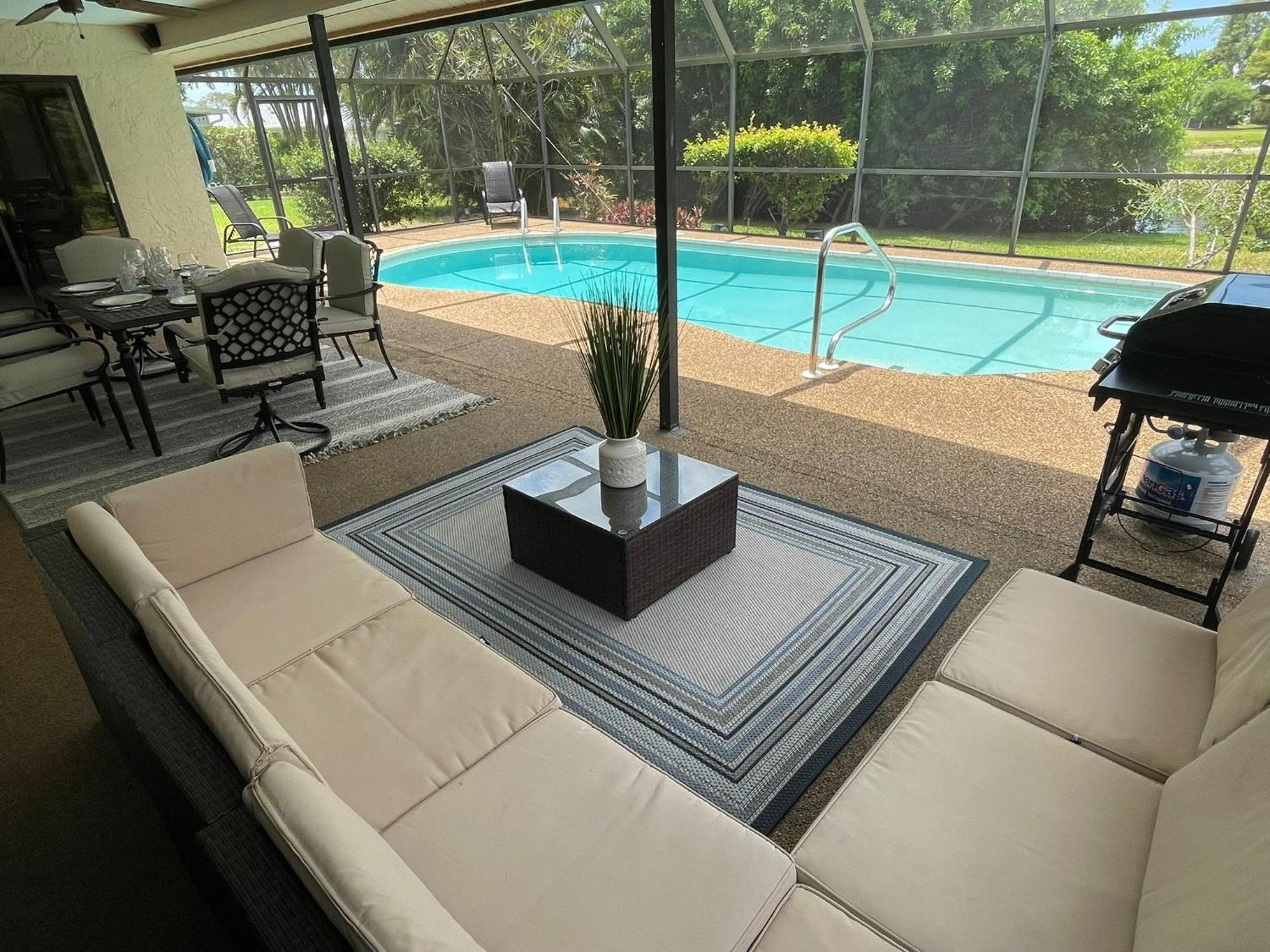 Pool Home With A New Sparkling Pool, Close To Beach, Lovely Lake View North Naples Buitenkant foto
